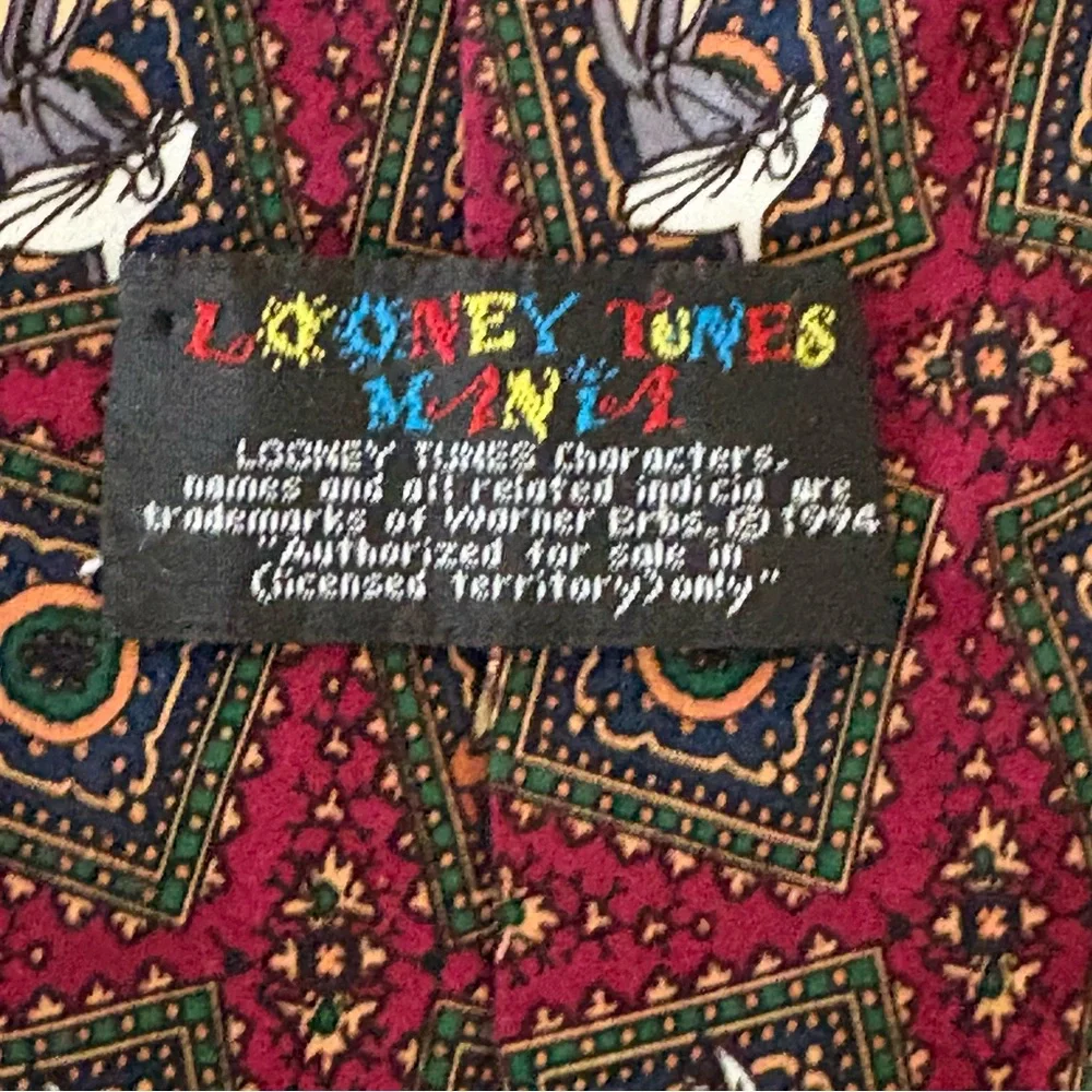 Vtg Looney Tunes Men’s‎ Tie 1994 Daffy Tweety Taz Bugs Marvin Sylvester Burgundy